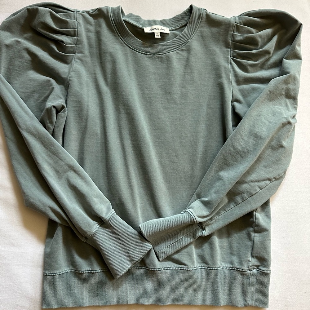 Light green puff sleeve top size small